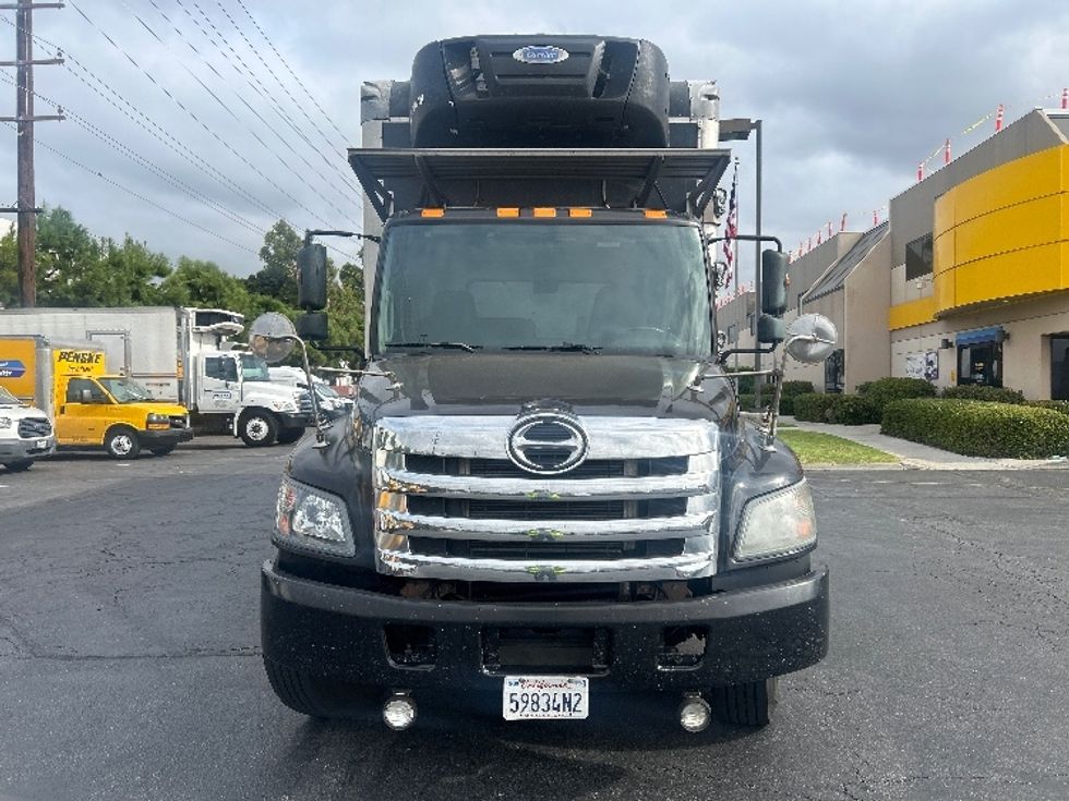 Refrigerated Truck-Light and Medium Duty Trucks-Hino-2019-338-Torrance-CA-177,770\n\t\tmiles-$ 47,000 - Image 2