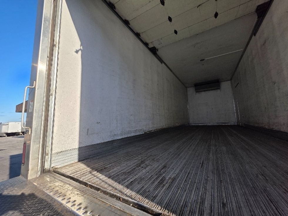 Refrigerated Truck-Light and Medium Duty Trucks-Hino-2019-338-Torrance-CA-204,202\n\t\tmiles-$ 38,500 - Image 10