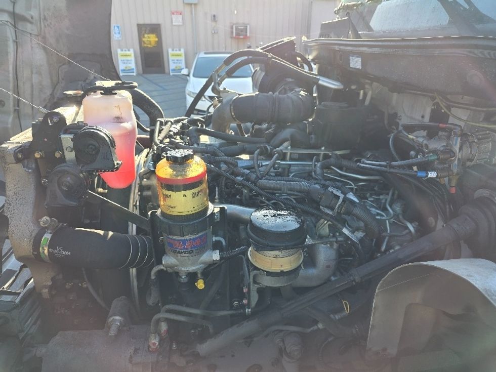 Refrigerated Truck-Light and Medium Duty Trucks-Hino-2019-338-Torrance-CA-204,202\n\t\tmiles-$ 38,500 - Image 23