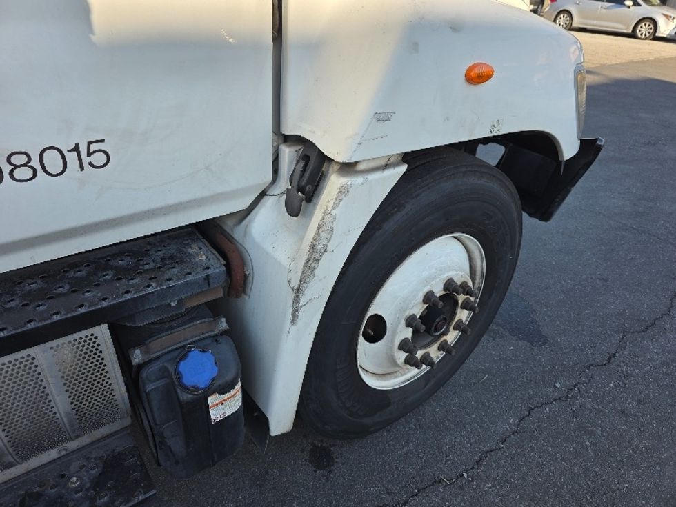 Refrigerated Truck-Light and Medium Duty Trucks-Hino-2019-338-Torrance-CA-204,202\n\t\tmiles-$ 38,500 - Image 25
