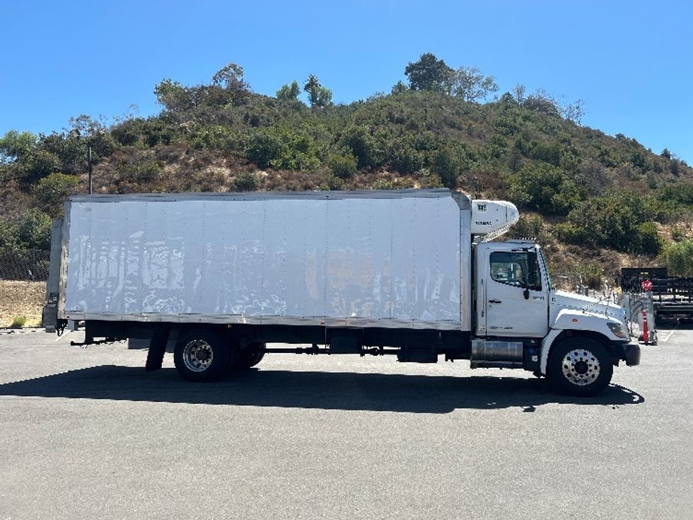 Refrigerated Truck-Light and Medium Duty Trucks-Hino-2019-338-Torrance-CA-88,948\n\t\tmiles-$ 58,000 - Image 15