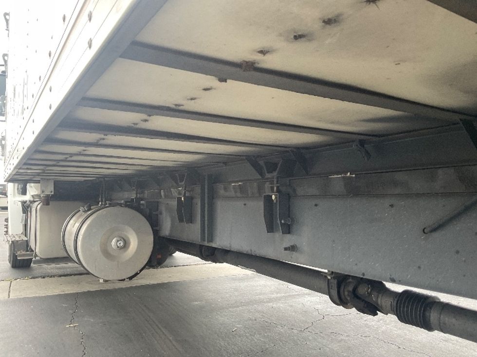 Refrigerated Truck-Light and Medium Duty Trucks-Hino-2019-338-Torrance-CA-99,743\n\t\tmiles-$ 57,250 - Image 5