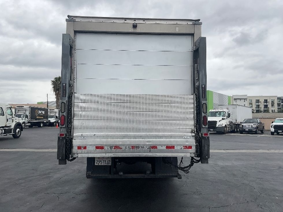 Refrigerated Truck-Light and Medium Duty Trucks-Hino-2019-338-Torrance-CA-99,743\n\t\tmiles-$ 57,250 - Image 7
