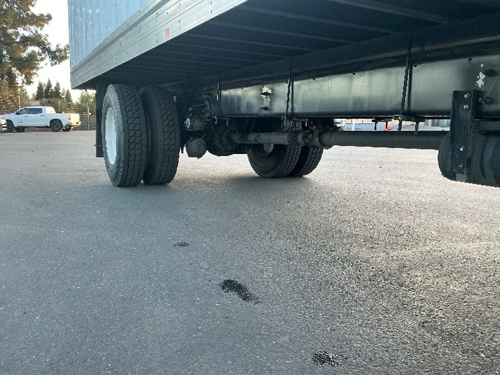 Refrigerated Truck-Light and Medium Duty Trucks-Hino-2019-338-West Sacramento-CA-105,409\n\t\tmiles-$ 48,750 - Image 12