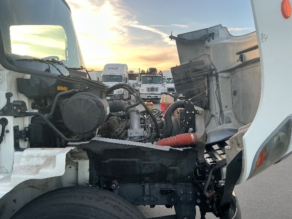 Refrigerated Truck-Light and Medium Duty Trucks-Hino-2019-338-West Sacramento-CA-105,409\n\t\tmiles-$ 48,750 - Image 21