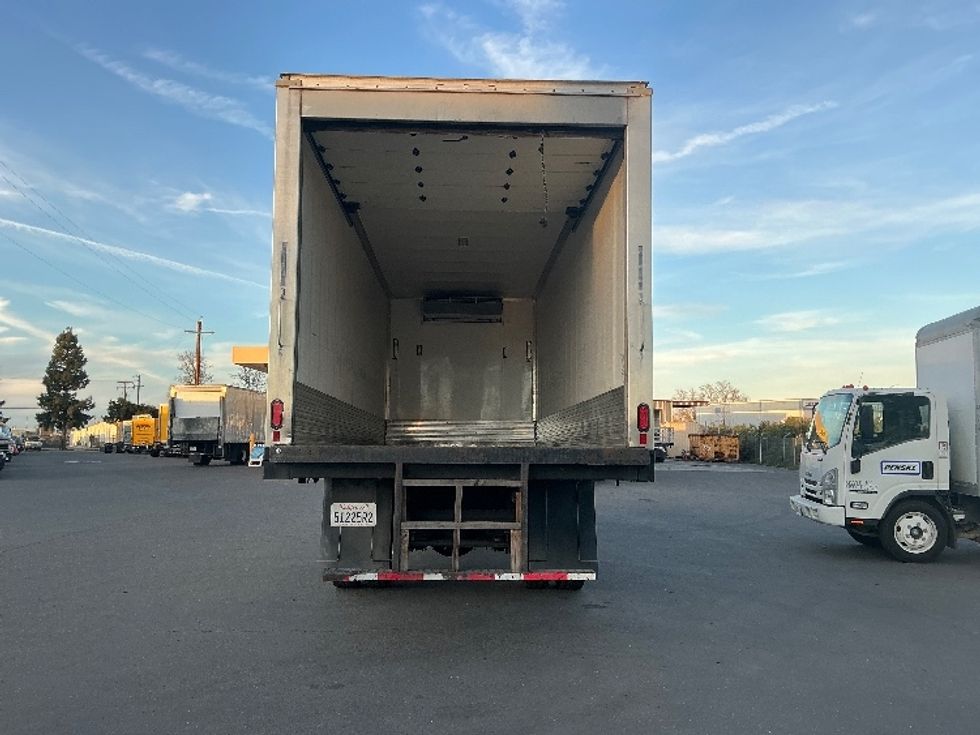 Refrigerated Truck-Light and Medium Duty Trucks-Hino-2019-338-West Sacramento-CA-105,409\n\t\tmiles-$ 48,750 - Image 8
