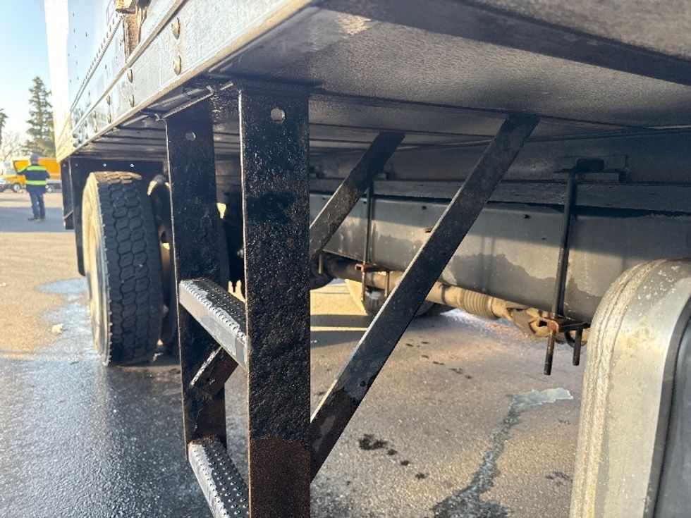 Refrigerated Truck-Light and Medium Duty Trucks-Hino-2019-338-West Sacramento-CA-243,140\n\t\tmiles-$ 27,000 - Image 14