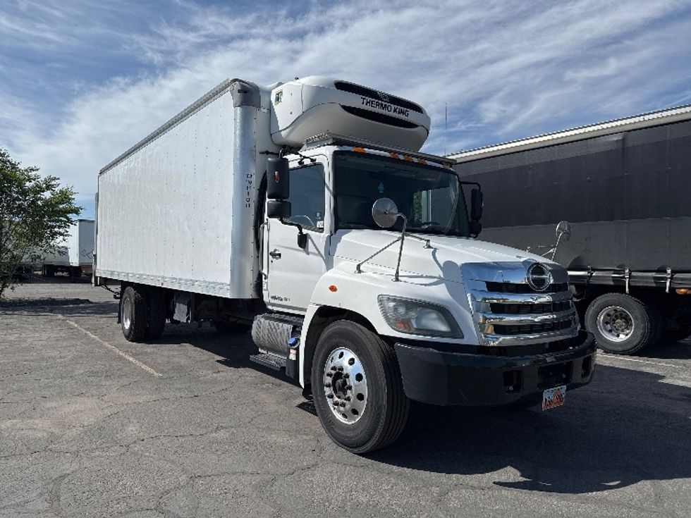 Refrigerated Truck-Light and Medium Duty Trucks-Hino-2019-338-West Valley City-UT-119,835\n\t\tmiles-$ 55,250 - Image 1
