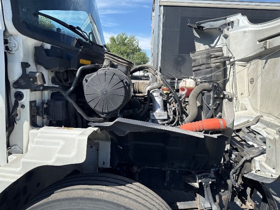 Refrigerated Truck-Light and Medium Duty Trucks-Hino-2019-338-West Valley City-UT-119,835\n\t\tmiles-$ 55,250 - Image 23
