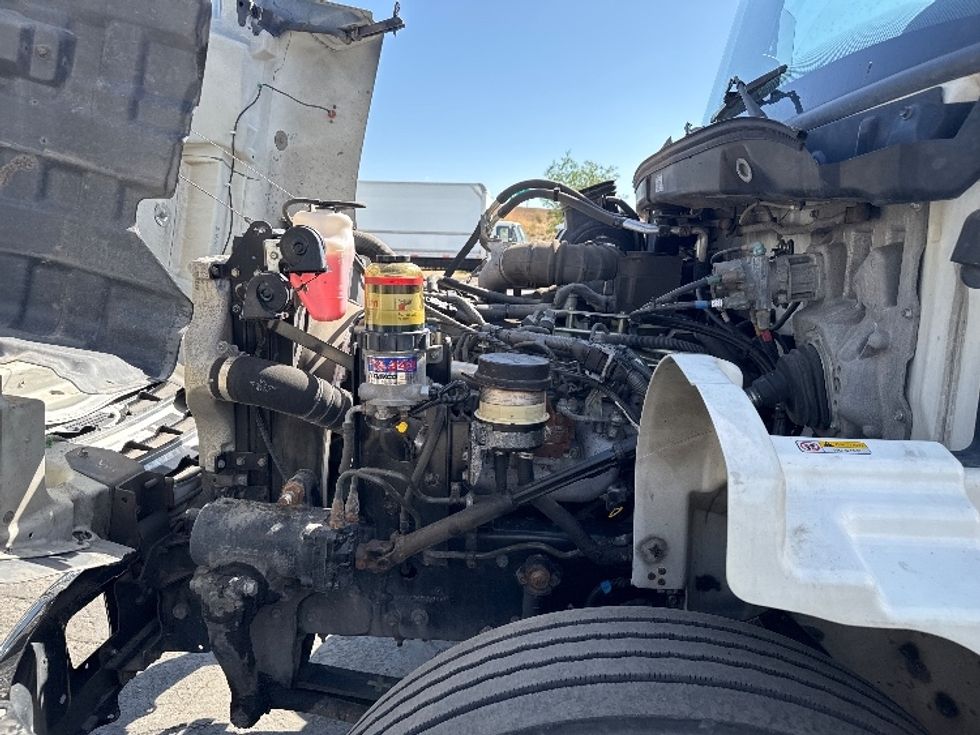 Refrigerated Truck-Light and Medium Duty Trucks-Hino-2019-338-West Valley City-UT-119,835\n\t\tmiles-$ 55,250 - Image 24