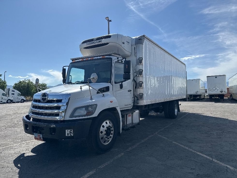 Refrigerated Truck-Light and Medium Duty Trucks-Hino-2019-338-West Valley City-UT-119,835\n\t\tmiles-$ 55,250 - Image 3
