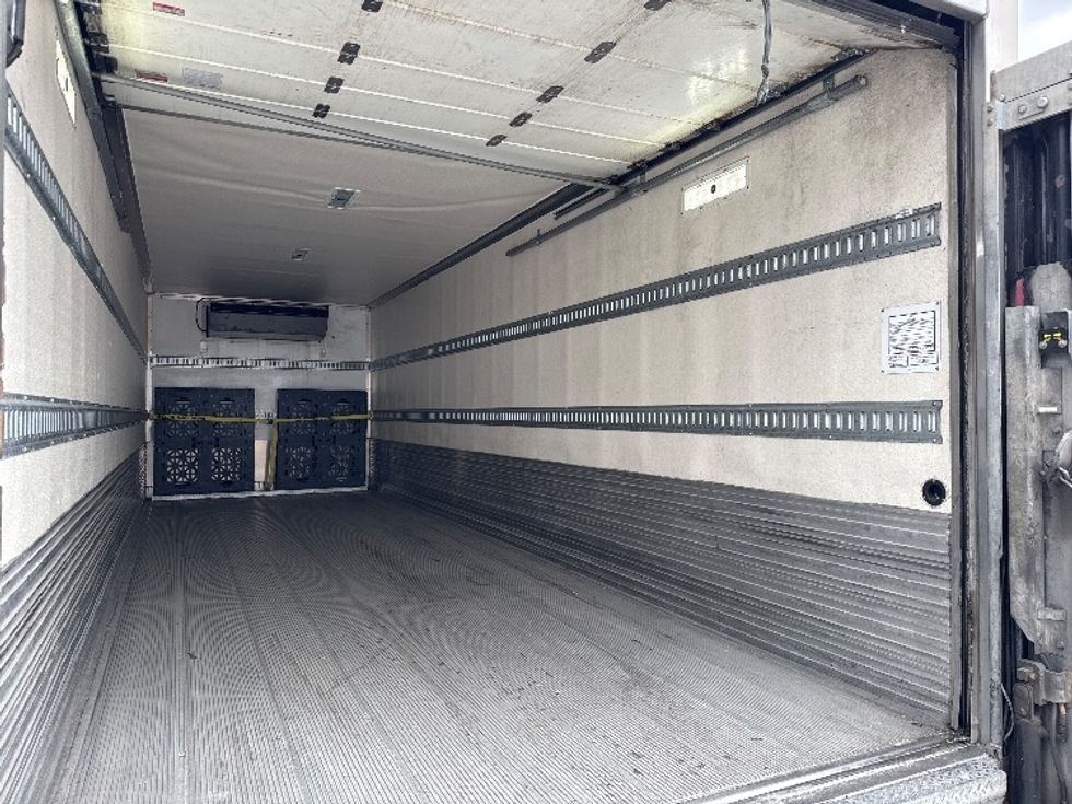 Refrigerated Truck-Light and Medium Duty Trucks-Hino-2019-338-West Valley City-UT-73,957\n\t\tmiles-$ 61,250 - Image 12