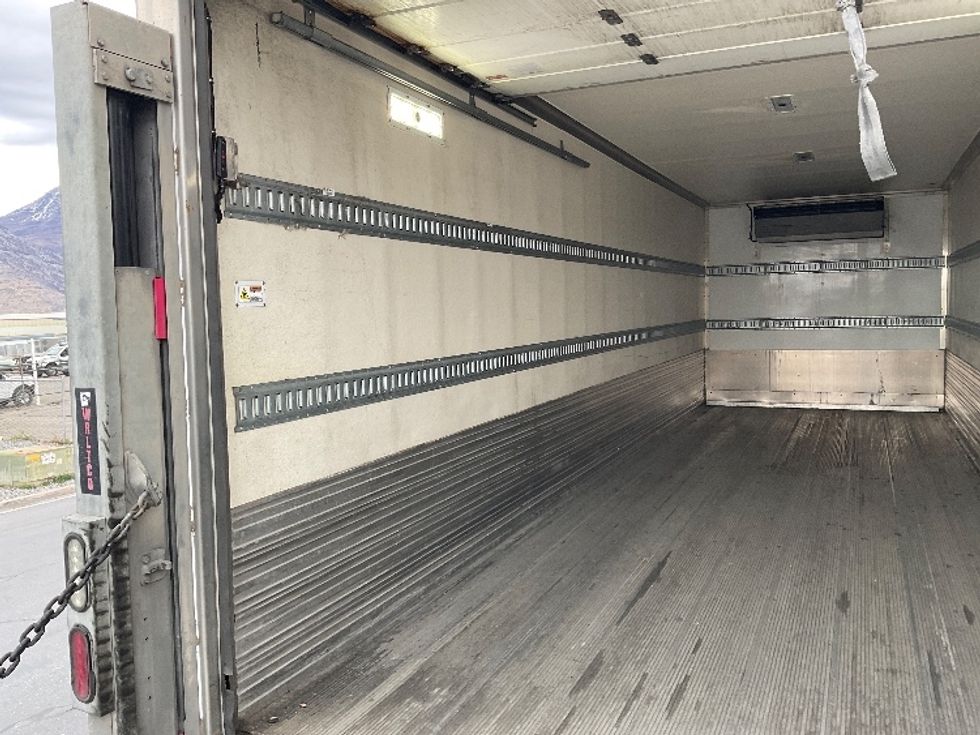 Refrigerated Truck-Light and Medium Duty Trucks-Hino-2019-338-West Valley City-UT-83,179\n\t\tmiles-$ 60,500 - Image 11