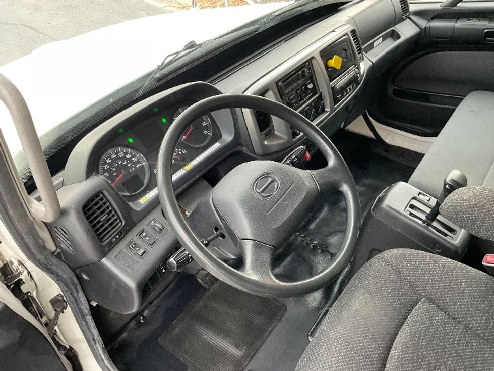 Refrigerated Truck-Light and Medium Duty Trucks-Hino-2019-338-West Valley City-UT-83,179\n\t\tmiles-$ 60,500 - Image 17