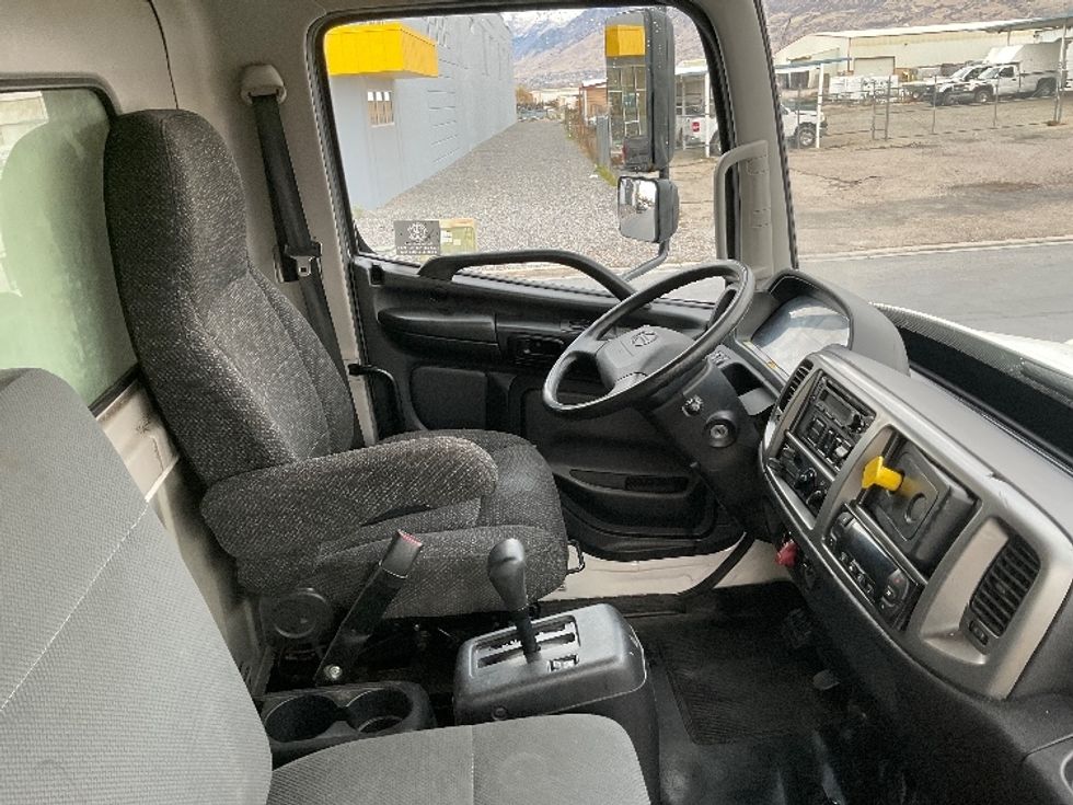 Refrigerated Truck-Light and Medium Duty Trucks-Hino-2019-338-West Valley City-UT-83,179\n\t\tmiles-$ 60,500 - Image 22