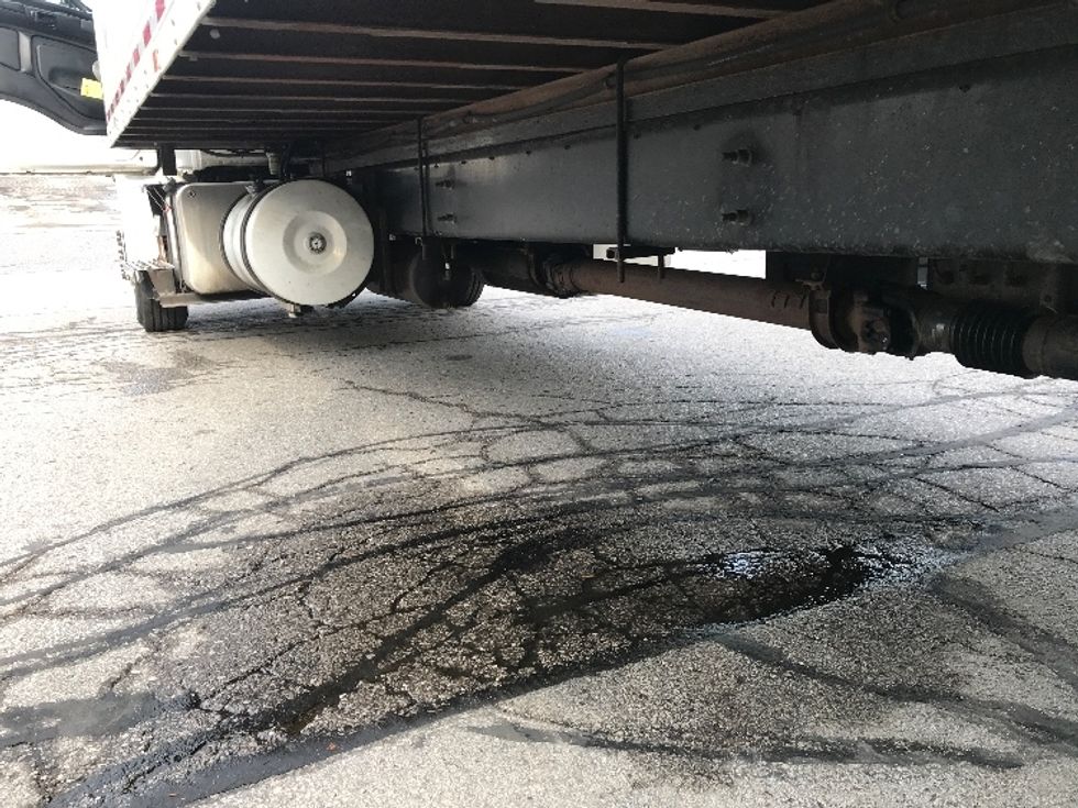 Refrigerated Truck-Light and Medium Duty Trucks-Hino-2019-358-Mississauga-ON-103,224\n\t\tkm-$ 74,250 - Image 14