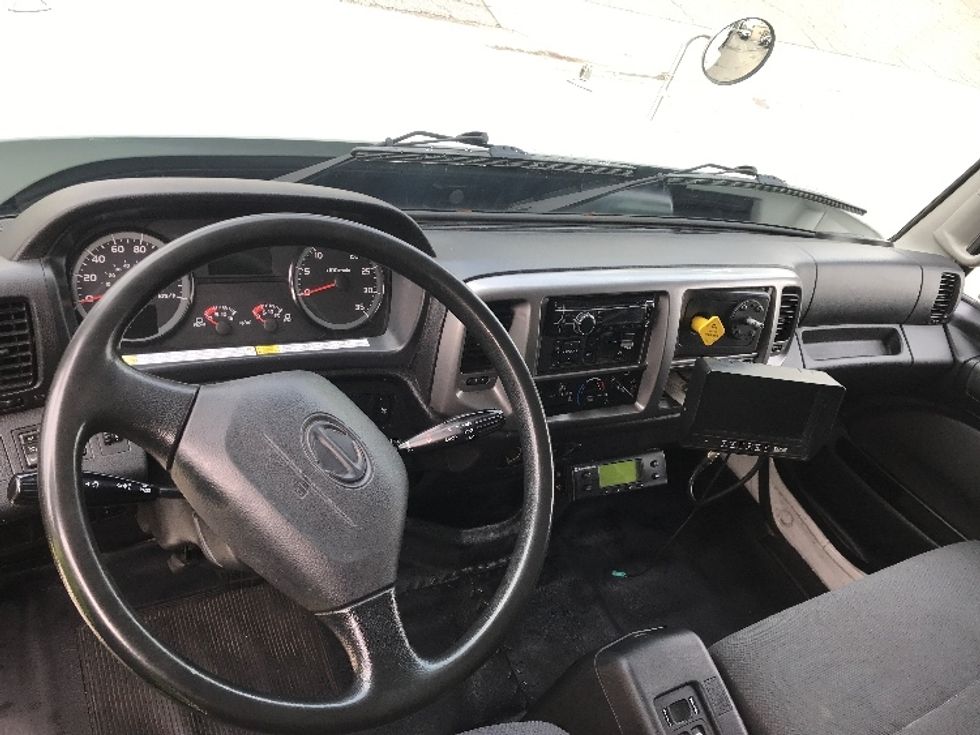 Refrigerated Truck-Light and Medium Duty Trucks-Hino-2019-358-Mississauga-ON-103,224\n\t\tkm-$ 74,250 - Image 18