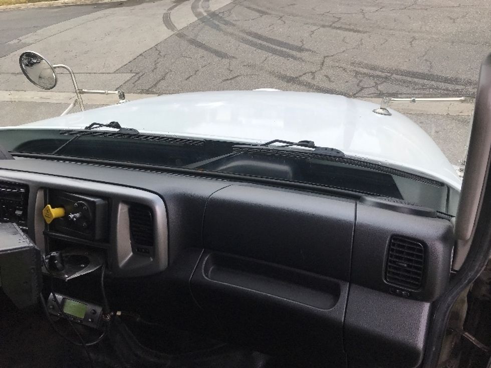 Refrigerated Truck-Light and Medium Duty Trucks-Hino-2019-358-Mississauga-ON-103,224\n\t\tkm-$ 74,250 - Image 21