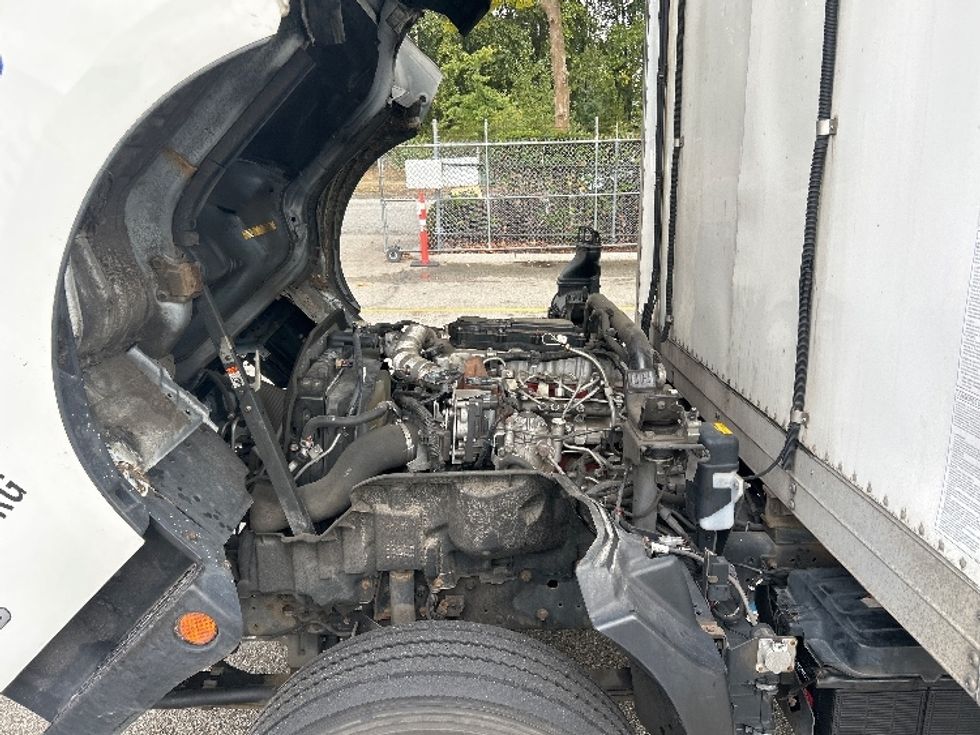 Refrigerated Truck-Light and Medium Duty Trucks-Hino-2020-195-Abbotsford-BC-181,888\n\t\tkm-$ 67,250 - Image 24