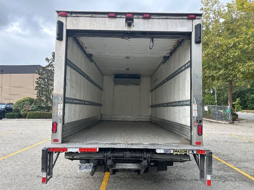 Refrigerated Truck-Light and Medium Duty Trucks-Hino-2020-195-Abbotsford-BC-181,888\n\t\tkm-$ 67,250 - Image 8