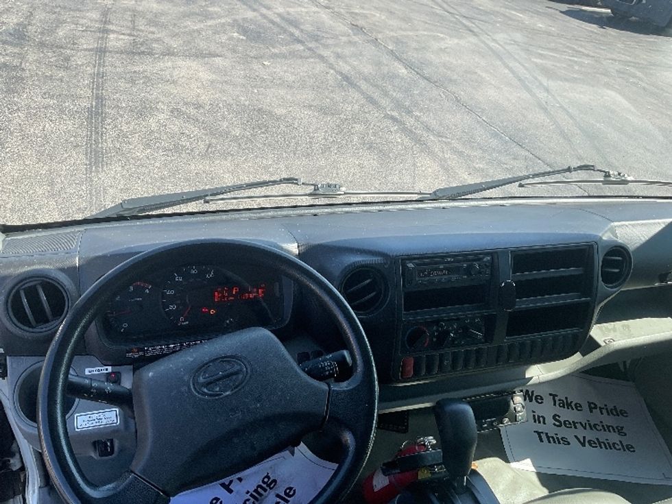 Refrigerated Truck-Light and Medium Duty Trucks-Hino-2020-195-Akron-OH-124,462\n\t\tmiles-$ 53,750 - Image 17