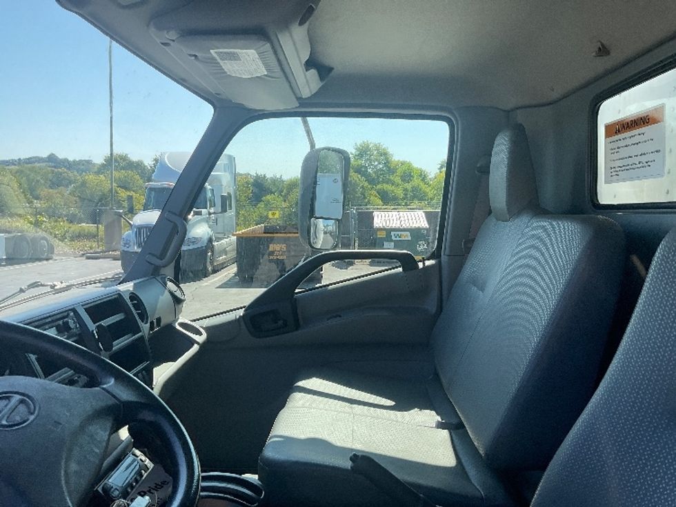 Refrigerated Truck-Light and Medium Duty Trucks-Hino-2020-195-Akron-OH-124,462\n\t\tmiles-$ 53,750 - Image 18