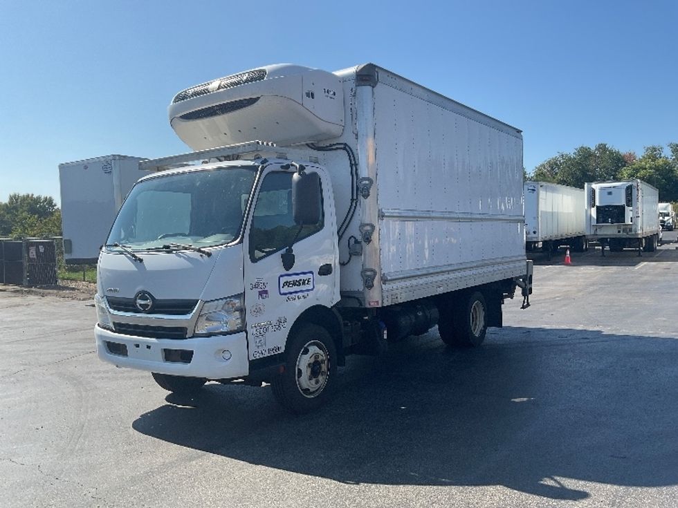 Refrigerated Truck-Light and Medium Duty Trucks-Hino-2020-195-Akron-OH-124,462\n\t\tmiles-$ 53,750 - Image 2