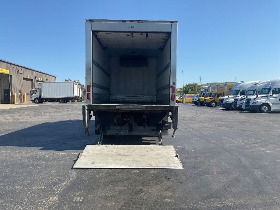 Refrigerated Truck-Light and Medium Duty Trucks-Hino-2020-195-Akron-OH-124,462\n\t\tmiles-$ 53,750 - Image 7