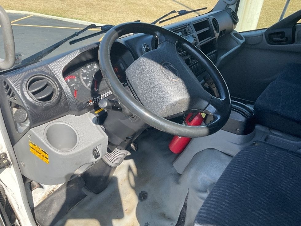 Refrigerated Truck-Light and Medium Duty Trucks-Hino-2020-195-Akron-OH-128,149\n\t\tmiles-$ 47,250 - Image 17