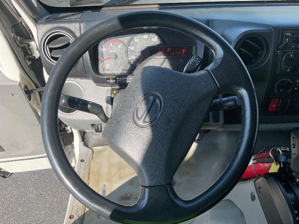 Refrigerated Truck-Light and Medium Duty Trucks-Hino-2020-195-Akron-OH-128,149\n\t\tmiles-$ 47,250 - Image 18