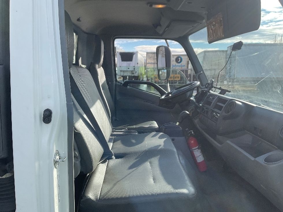 Refrigerated Truck-Light and Medium Duty Trucks-Hino-2020-195-Albany-NY-74,849\n\t\tmiles-$ 51,500 - Image 19