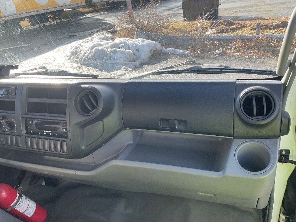 Refrigerated Truck-Light and Medium Duty Trucks-Hino-2020-195-Albany-NY-74,849\n\t\tmiles-$ 51,500 - Image 21