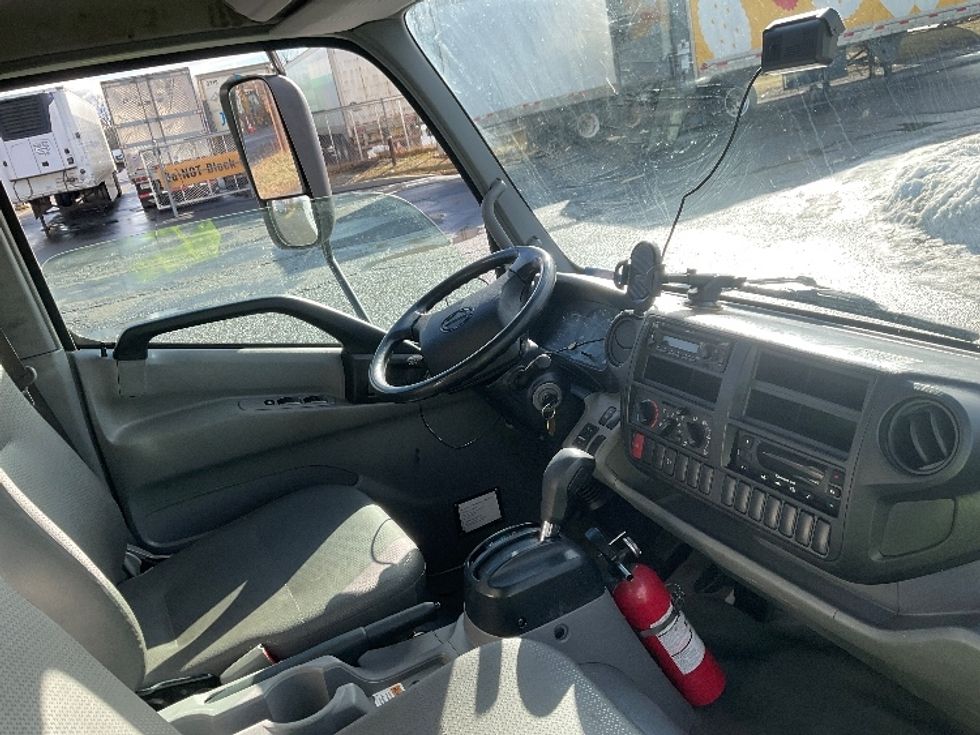 Refrigerated Truck-Light and Medium Duty Trucks-Hino-2020-195-Albany-NY-74,849\n\t\tmiles-$ 51,500 - Image 22