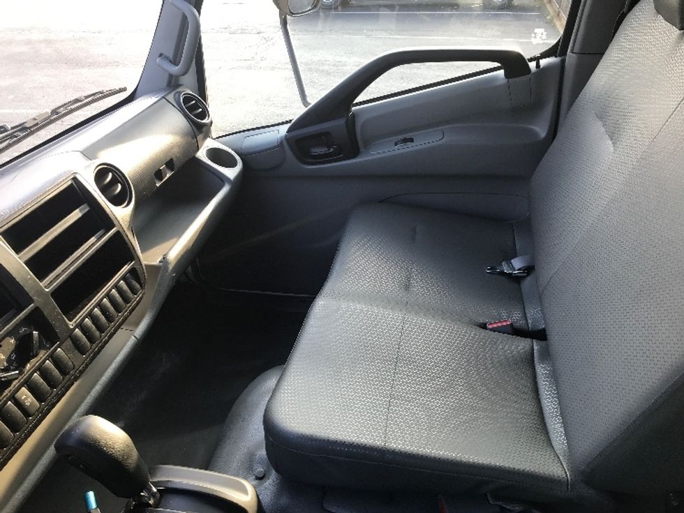 Refrigerated Truck-Light and Medium Duty Trucks-Hino-2020-195-Allentown-PA-211,277\n\t\tmiles-$ 32,500 - Image 20