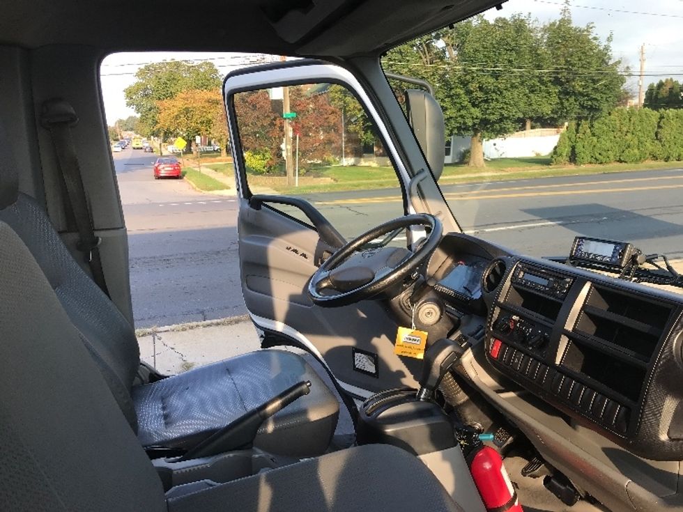 Refrigerated Truck-Light and Medium Duty Trucks-Hino-2020-195-Allentown-PA-211,277\n\t\tmiles-$ 32,500 - Image 22