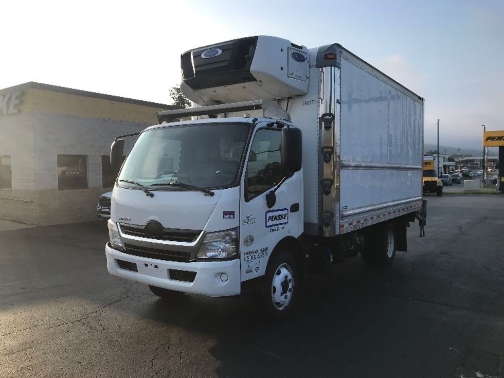 Refrigerated Truck-Light and Medium Duty Trucks-Hino-2020-195-Allentown-PA-211,277\n\t\tmiles-$ 32,500 - Image 3