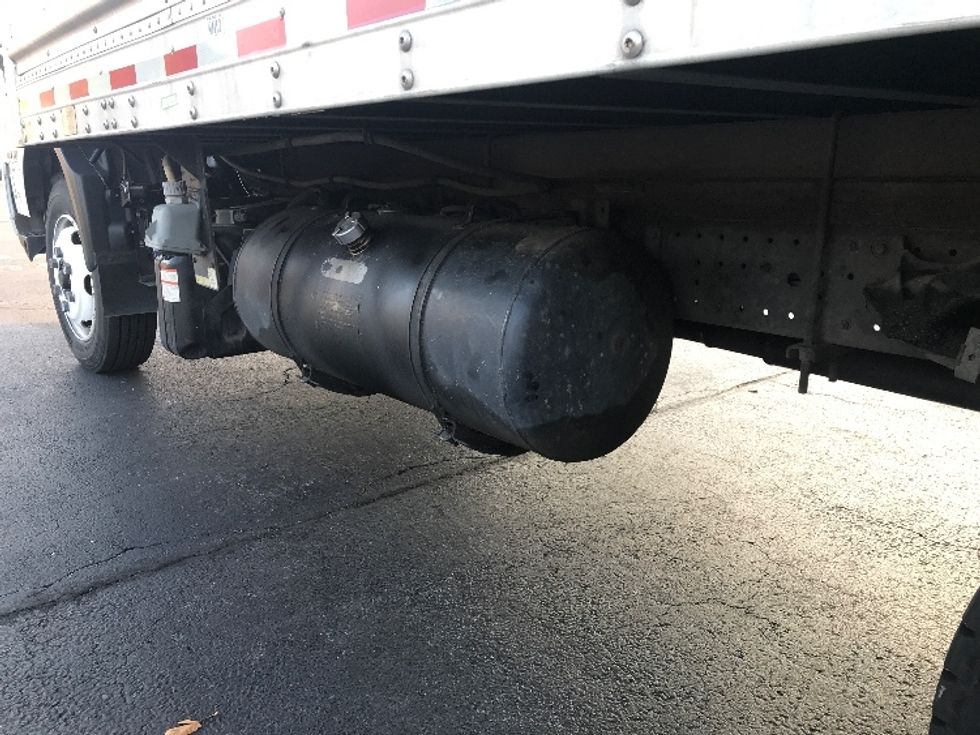 Refrigerated Truck-Light and Medium Duty Trucks-Hino-2020-195-Allentown-PA-211,277\n\t\tmiles-$ 32,500 - Image 5