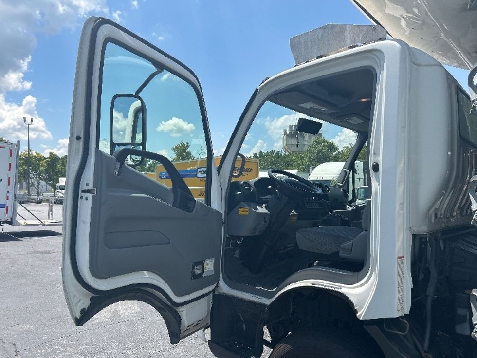 Refrigerated Truck-Light and Medium Duty Trucks-Hino-2020-195-Atlanta-GA-174,606\n\t\tmiles-$ 47,000 - Image 16