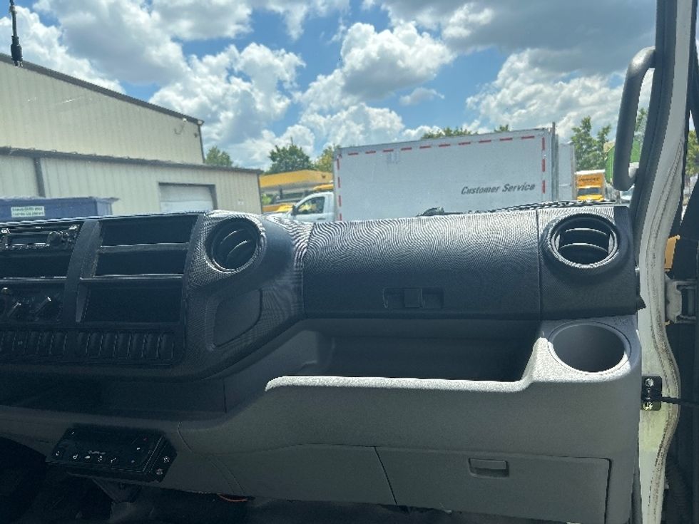 Refrigerated Truck-Light and Medium Duty Trucks-Hino-2020-195-Atlanta-GA-174,606\n\t\tmiles-$ 47,000 - Image 21