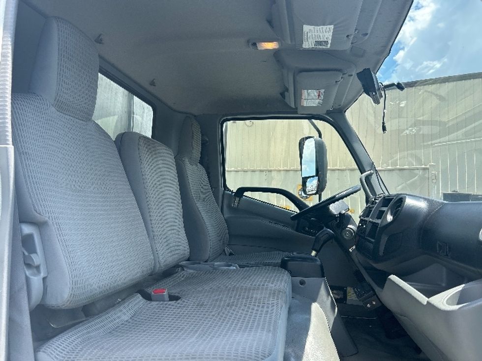 Refrigerated Truck-Light and Medium Duty Trucks-Hino-2020-195-Atlanta-GA-174,606\n\t\tmiles-$ 47,000 - Image 22