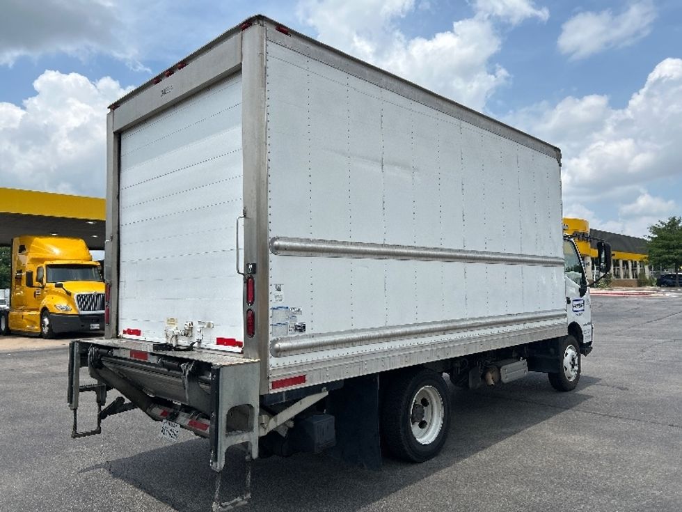 Refrigerated Truck-Light and Medium Duty Trucks-Hino-2020-195-Austin-TX-91,517\n\t\tmiles-$ 57,500 - Image 13