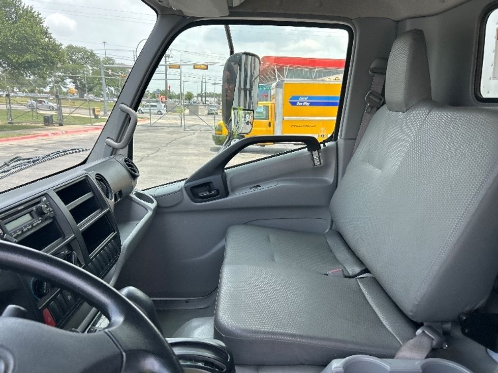 Refrigerated Truck-Light and Medium Duty Trucks-Hino-2020-195-Austin-TX-91,517\n\t\tmiles-$ 57,500 - Image 19