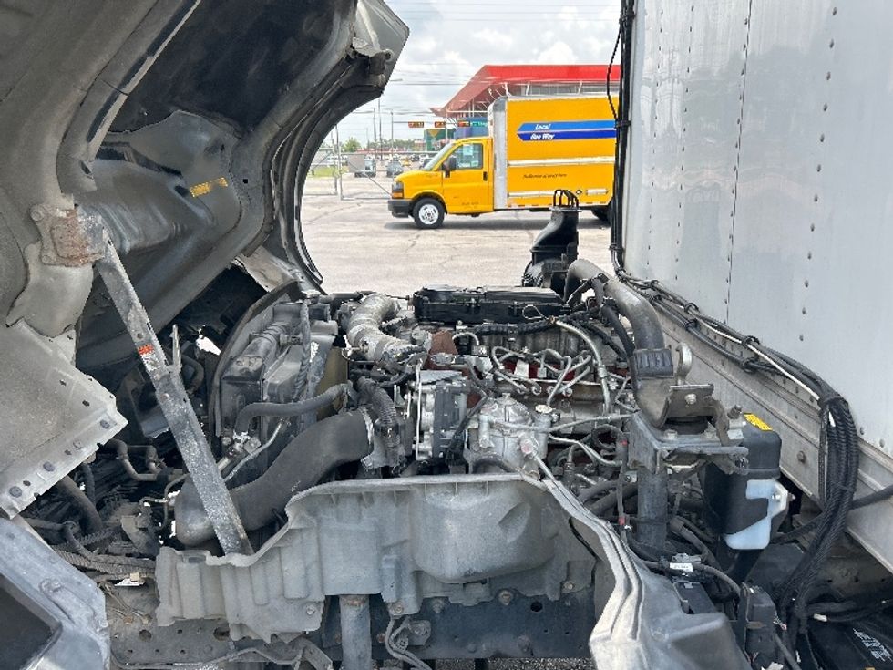 Refrigerated Truck-Light and Medium Duty Trucks-Hino-2020-195-Austin-TX-91,517\n\t\tmiles-$ 57,500 - Image 24