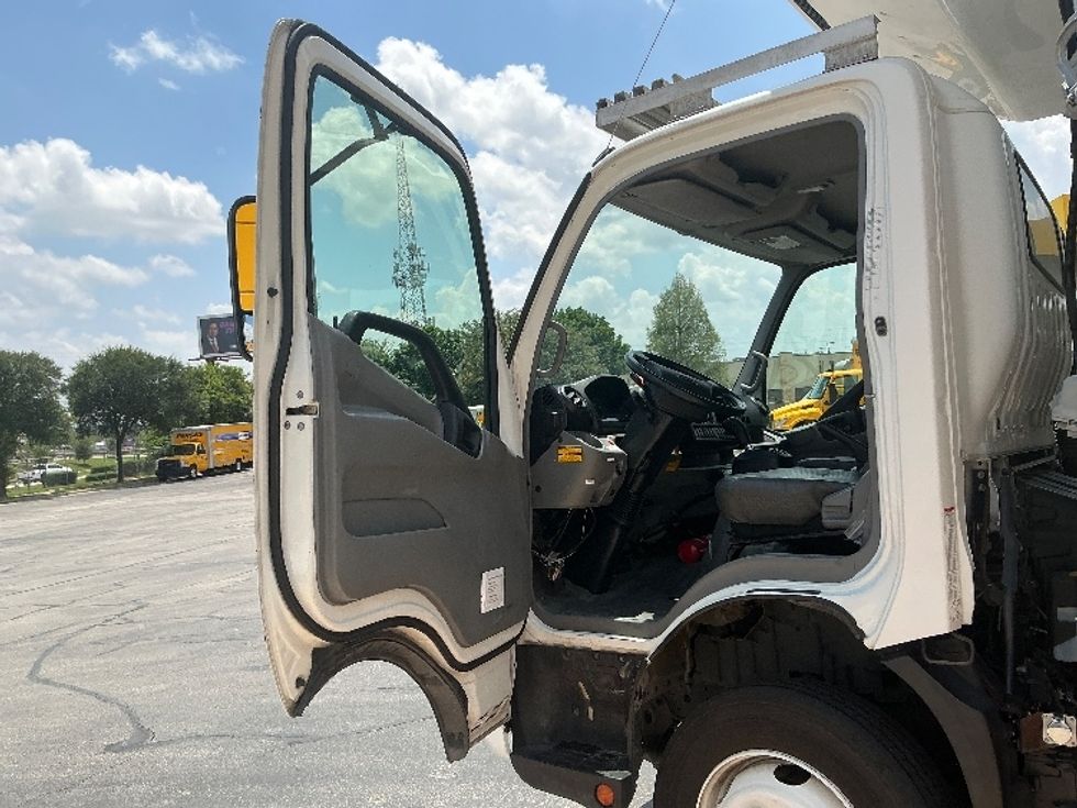Refrigerated Truck-Light and Medium Duty Trucks-Hino-2020-195-Austin-TX-92,372\n\t\tmiles-$ 56,000 - Image 16