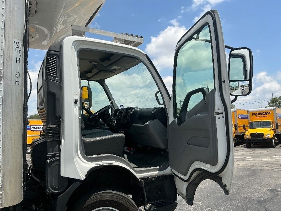 Refrigerated Truck-Light and Medium Duty Trucks-Hino-2020-195-Austin-TX-92,372\n\t\tmiles-$ 56,000 - Image 20
