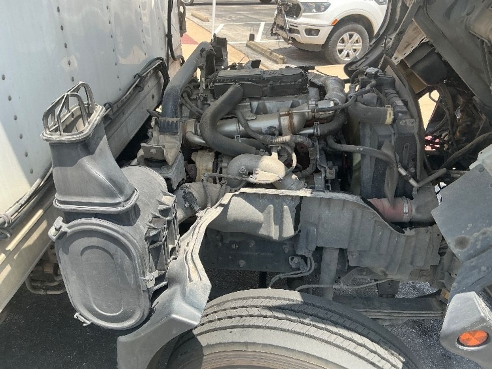 Refrigerated Truck-Light and Medium Duty Trucks-Hino-2020-195-Austin-TX-92,372\n\t\tmiles-$ 56,000 - Image 23