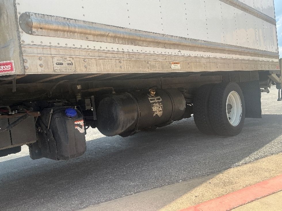 Refrigerated Truck-Light and Medium Duty Trucks-Hino-2020-195-Austin-TX-92,372\n\t\tmiles-$ 56,000 - Image 5