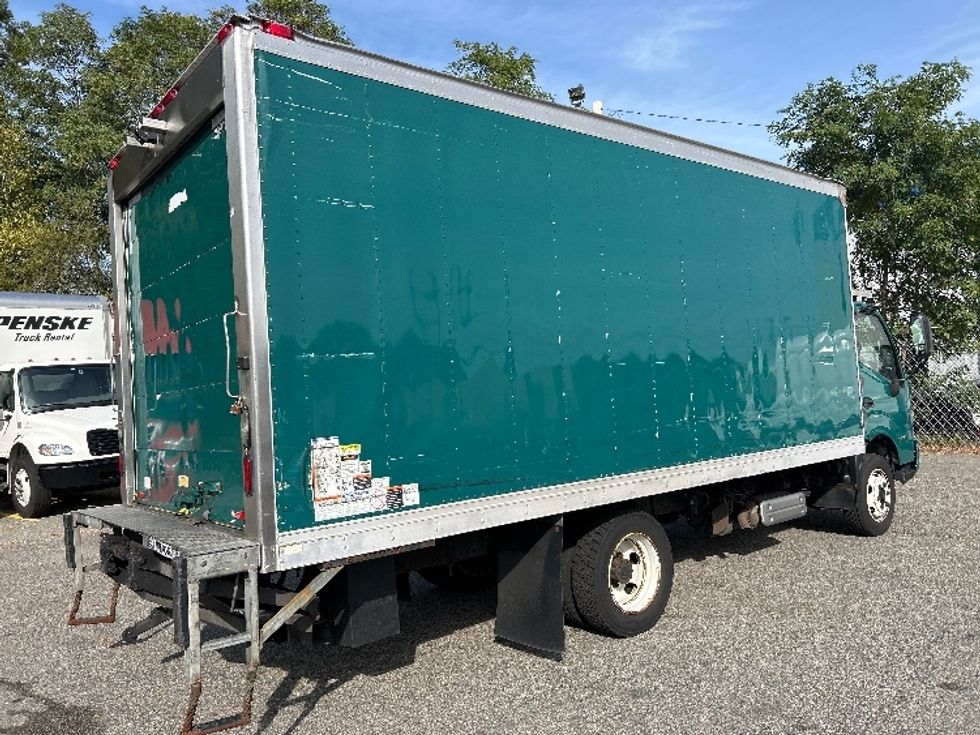 Refrigerated Truck-Light and Medium Duty Trucks-Hino-2020-195-Braintree-MA-92,400\n\t\tmiles-$ 48,000 - Image 13