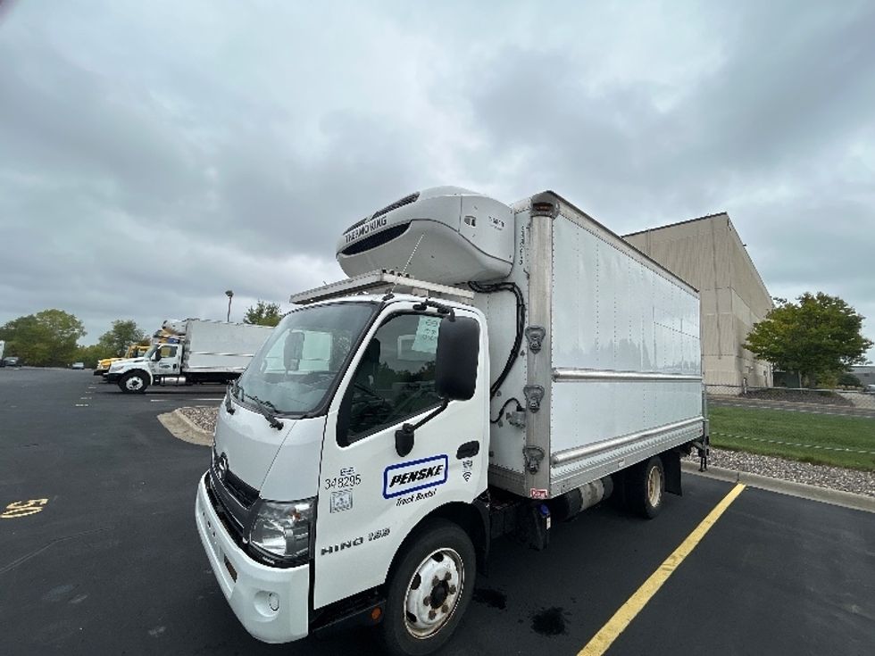 Refrigerated Truck-Light and Medium Duty Trucks-Hino-2020-195-Brooklyn Park-MN-123,832\n\t\tmiles-$ 42,750 - Image 25