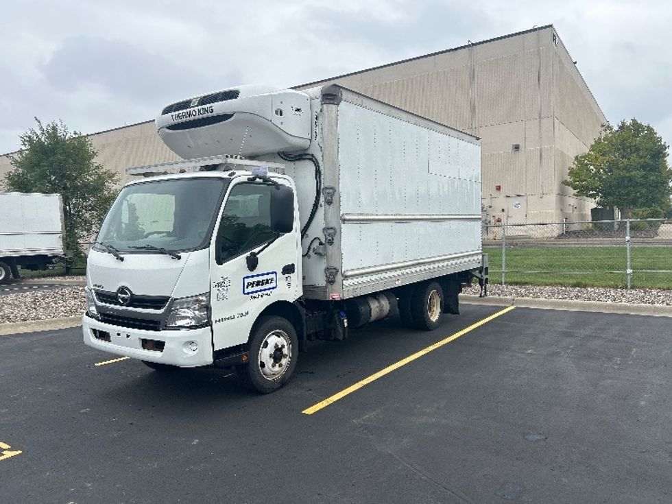 Refrigerated Truck-Light and Medium Duty Trucks-Hino-2020-195-Brooklyn Park-MN-123,832\n\t\tmiles-$ 42,750 - Image 3